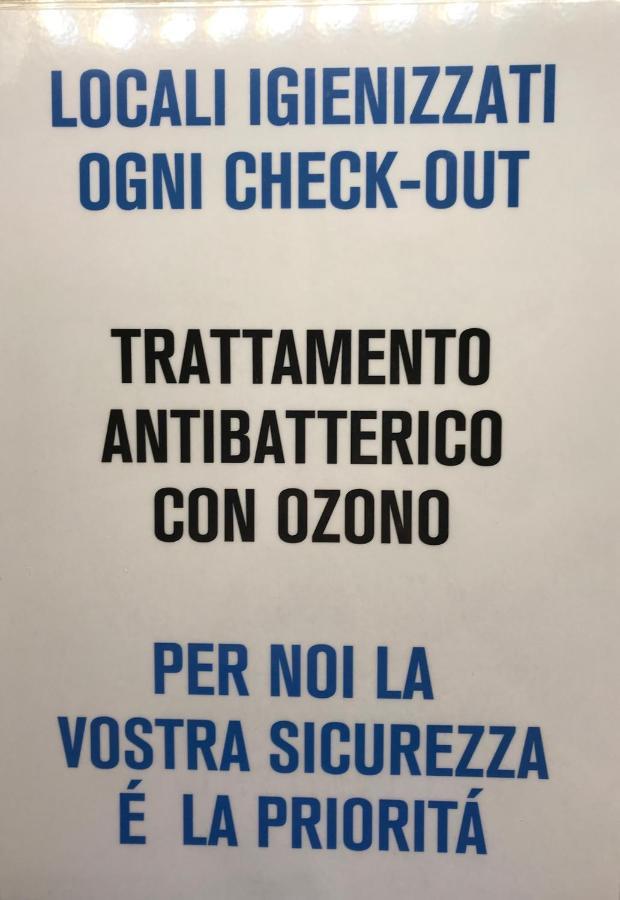 Grazioso Bilocale Metro/Centro Appartement Brescia Buitenkant foto