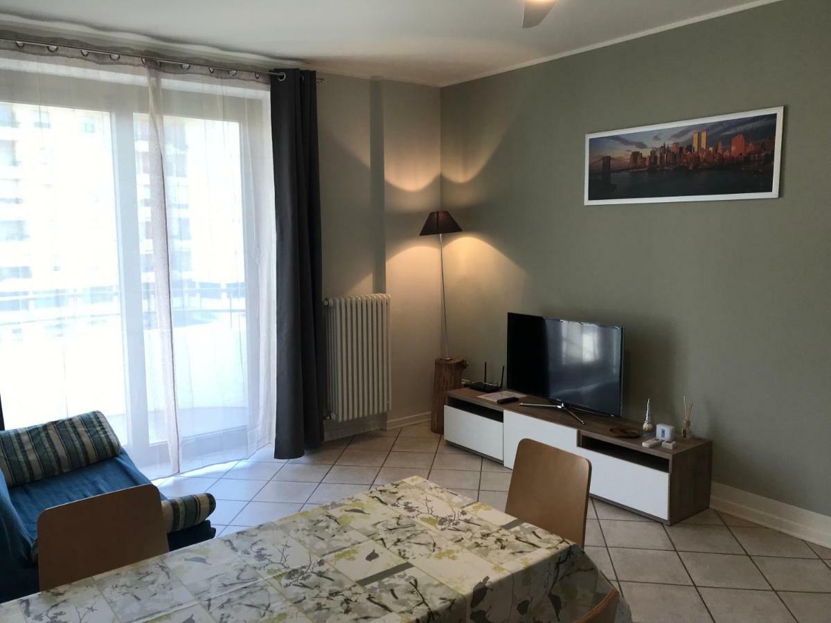 Grazioso Bilocale Metro/Centro Appartement Brescia Buitenkant foto
