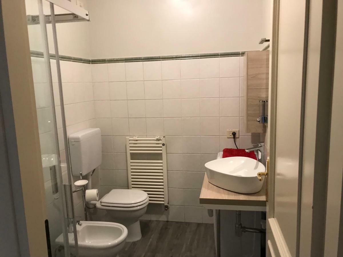 Grazioso Bilocale Metro/Centro Appartement Brescia Buitenkant foto