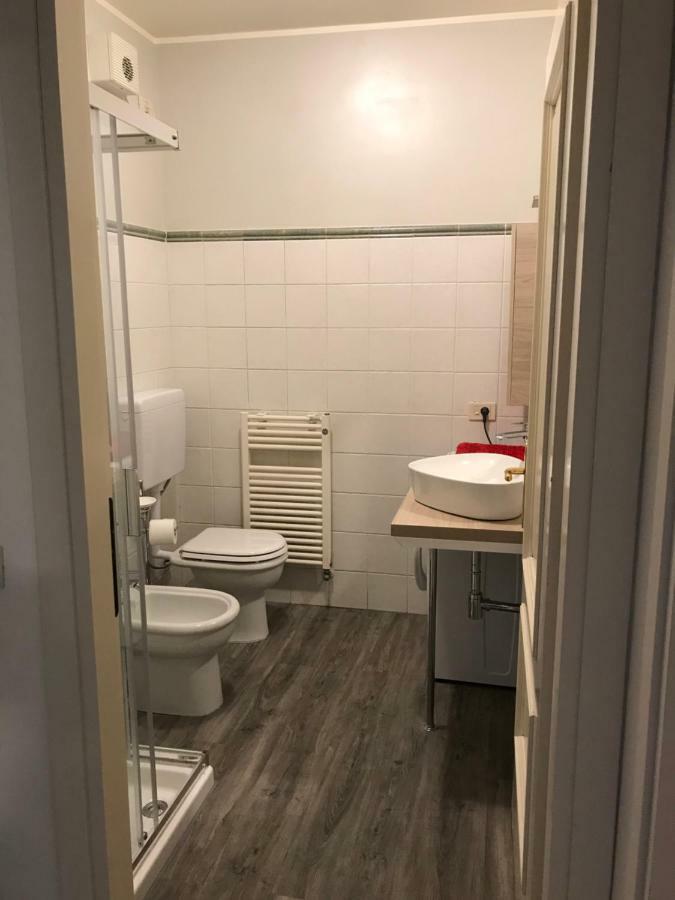 Grazioso Bilocale Metro/Centro Appartement Brescia Buitenkant foto